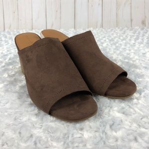 Universal Thread Norelle Microsuede Mules Brown
